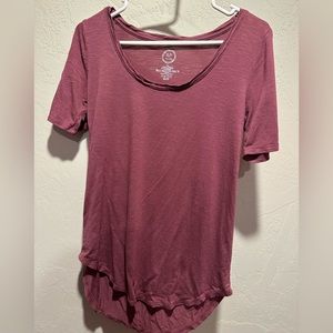 Maurices XS dark rose 24/7 t-shirt